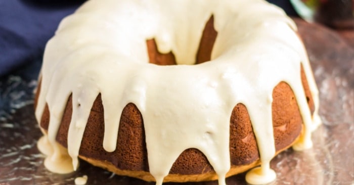 A Cream Cheese Pound Cake Your Guests Can't Resist!